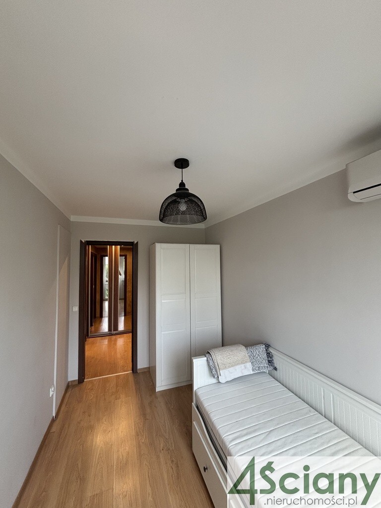 Trzypokojowe mieszkanie w centrum miniaturka 5