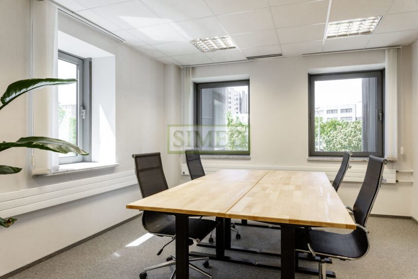 Biuro,recepcja, dostęp24h, parking, ochrona, klima miniaturka 7