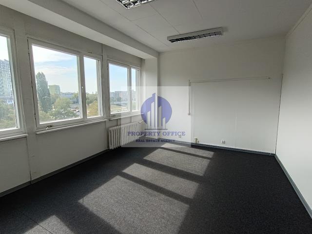 Praga Południe: biuro 28,90m2 miniaturka 2