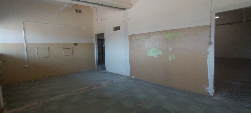 Hala około 225 m2, Pod Telegrafem miniaturka 2