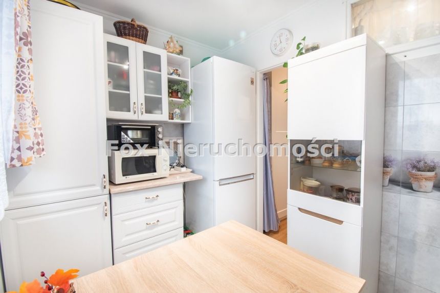 Zadbane 2 pokoje z balkonem w niskim bloku miniaturka 6