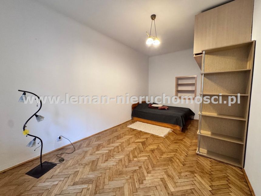 Duże, dwupokojowe mieszkanie w centrum! miniaturka 4