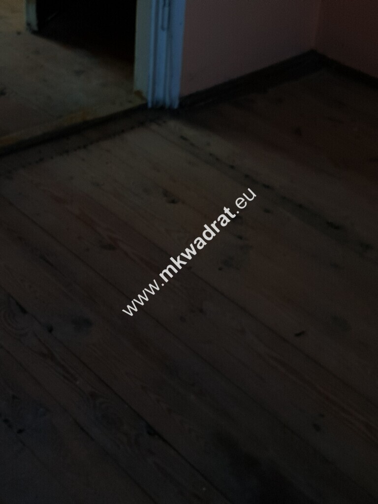 KLIMATYCZNY DOM W CENTRUM BRWINOWA miniaturka 10