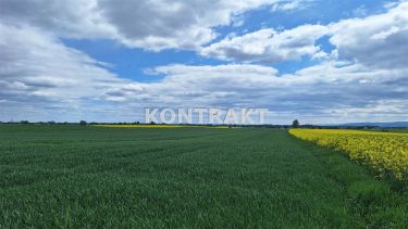 Ładna duża działka z widokiem na pola i góry