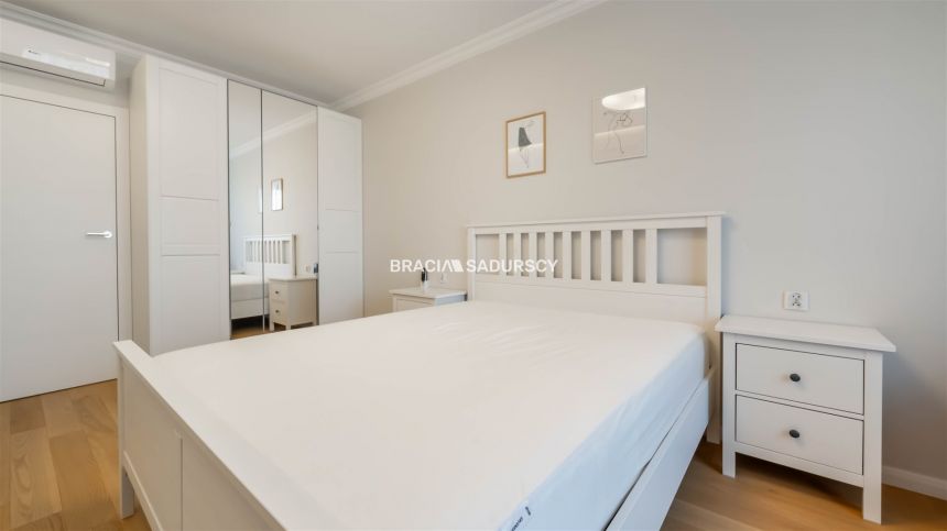 Eleganckie 2 sypialnie, garaż na Woli Justowskiej miniaturka 7