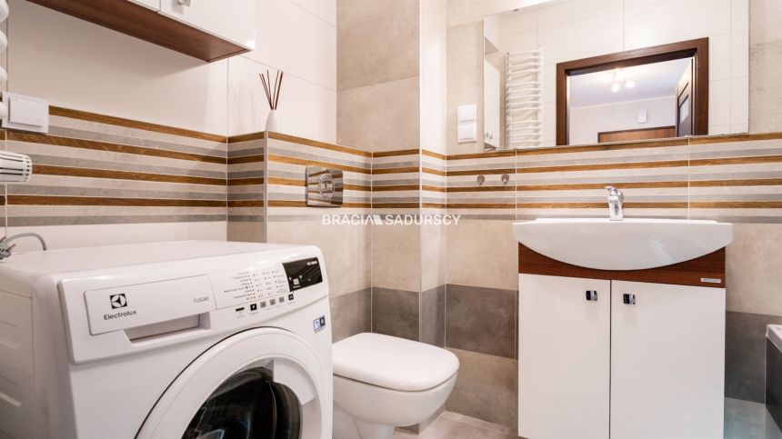 Komfortowy apartament 3 pok. z parkingiem gratis miniaturka 10
