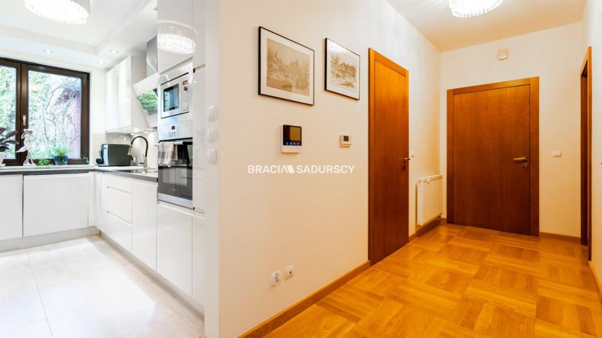 Centrum, Pychowice, zielona okolica, dom 7 pokoi miniaturka 14