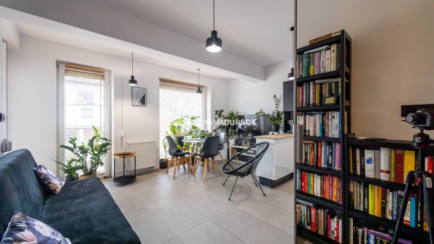 Niepołomnice, zadbane mieszkanie z ogródkiem miniaturka 16