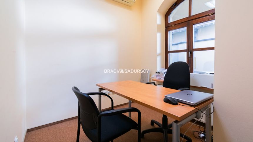 Atrakcyjny lokal w pobliżu Ronda Mogilskiego miniaturka 7