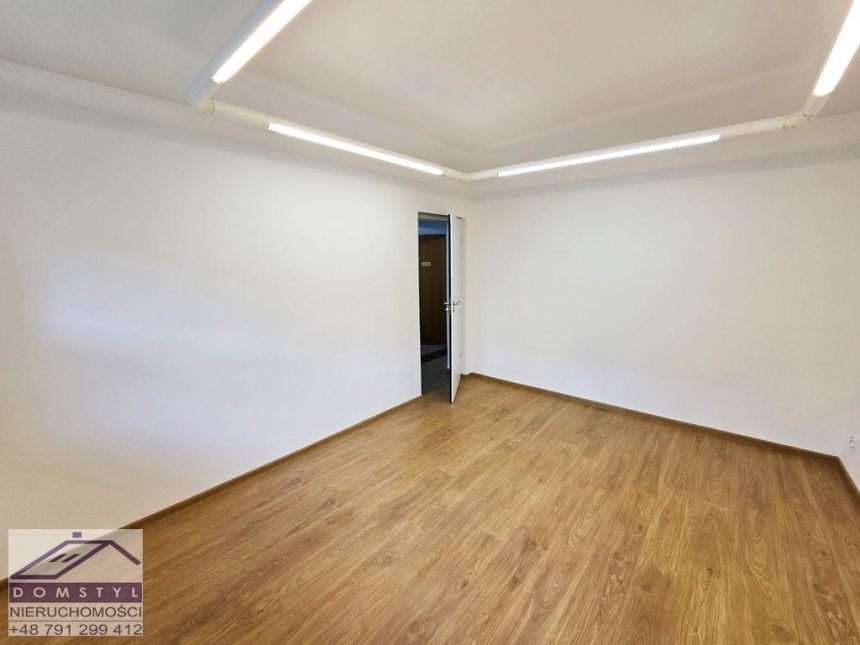 Oferta wynajmu lokalu 14m2 w Zawierciu - zdjęcie 1
