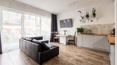 Zielonki: apartament z ogrodem, wysoki standard !!