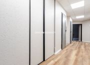 pl. inwalidów, biuro 119m2, I piętro po remoncie miniaturka 7