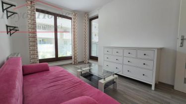 Nowoczesne, b. ładne 2 pok z balkonem na Krzykach.