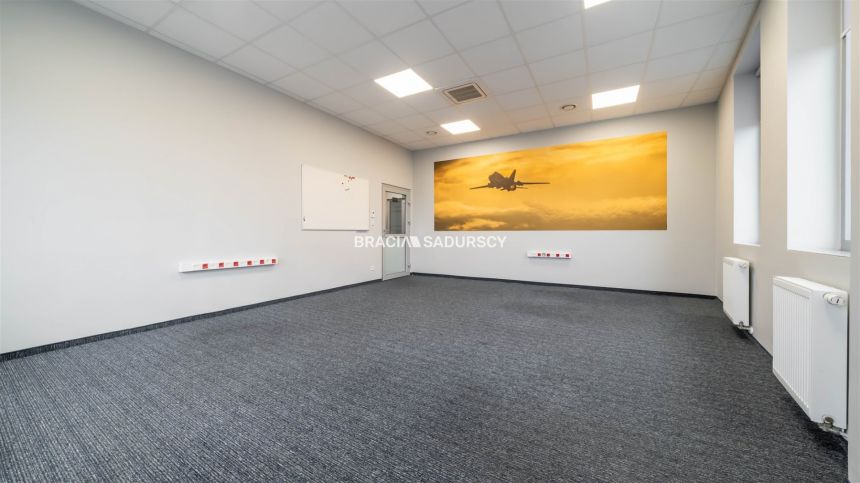 Powierzchnia biurowa z parkingiem  - 400m2 miniaturka 2