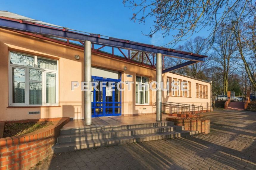 Budynek biurowy w centrum miasta miniaturka 5