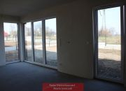4 pokoje, 2 łazienki, ogród 214 mkw, światłowód miniaturka 3