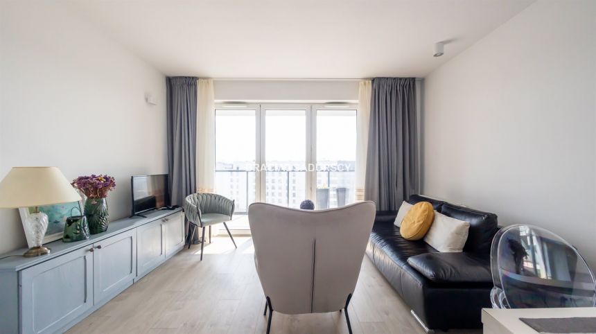 Al. 29 listopada | 2 pok. | duży balkon | nowe miniaturka 7