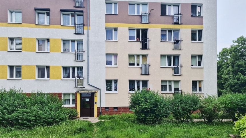 2 pokojowe, I piętro, piwnica, budynek z cegły miniaturka 19