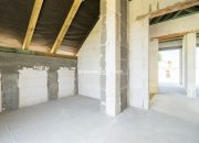 Dom w spokojnej okolicy Jeziora Dobczyckiego. miniaturka 16