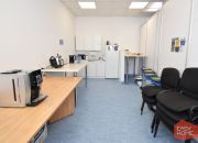 Lokal 90 m2, podzielony na 7 biur, klima., parking miniaturka 11