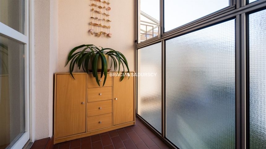 2pok 50m2 Prądnik Czerwony z 2 balkonami i garażem miniaturka 20