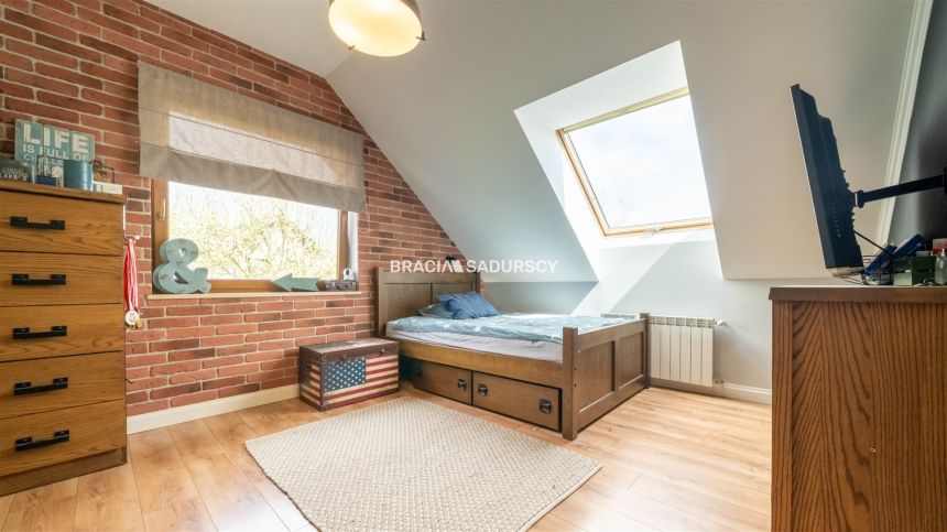 Gotowy dom, wolnostojący, Słomniki, taras, basen miniaturka 19