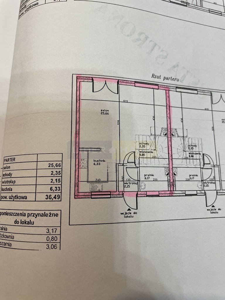 UROCZE  dwupoziomowe mieszkanie  w Łomiankach miniaturka 10