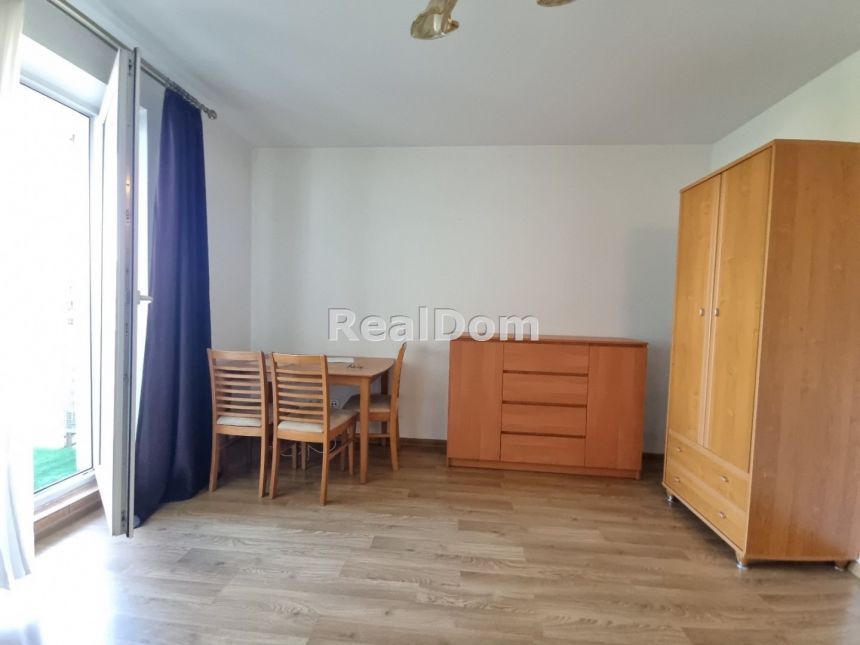 duża Kawalerka z balkonem, centrum Krakowa, winda miniaturka 6
