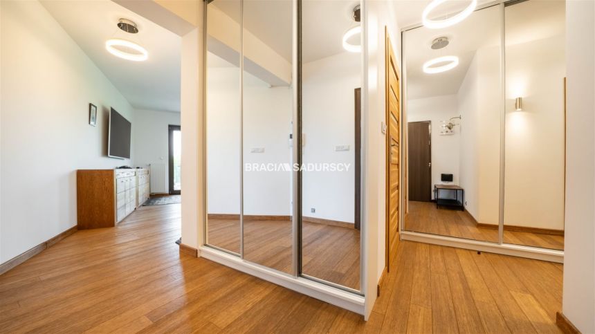 ul. Przedwiośnie | Przestronny salon | Duży balkon miniaturka 23