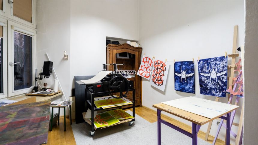 Centrum Krakowa. Lokal na parterze. miniaturka 5