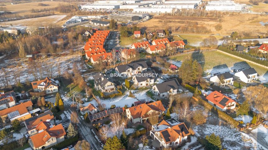 Wysoki Standard, 220 m2, 4,5 arowa dzaiłka, NOWY miniaturka 44