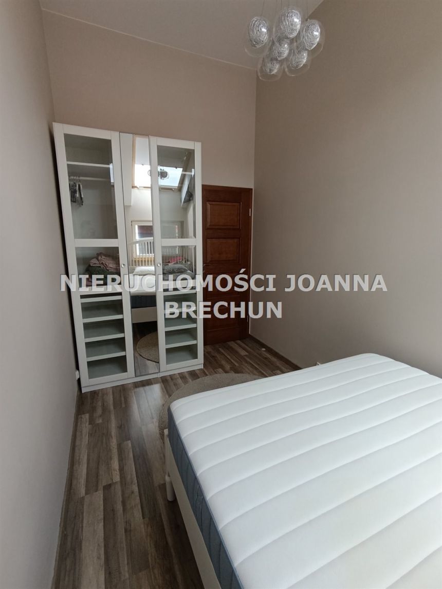 ul. Gliniana / miejsce postojowe miniaturka 18