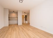 Apartament 2 pokojowy z parkingiem i komórką miniaturka 4