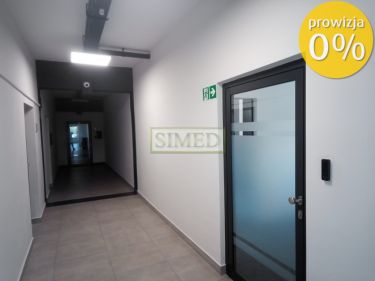 30 m 2 biuro ,dobry dojazd ,parking,dostęp 24h
