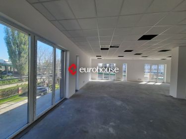 Lokal usługowo/handlowy/biurowy 1300 m2 przy głównej trasie