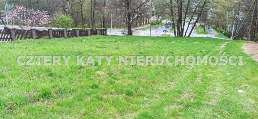 Działka mieszkaniowo-usługowa w centrum miasta! - zdjęcie 1