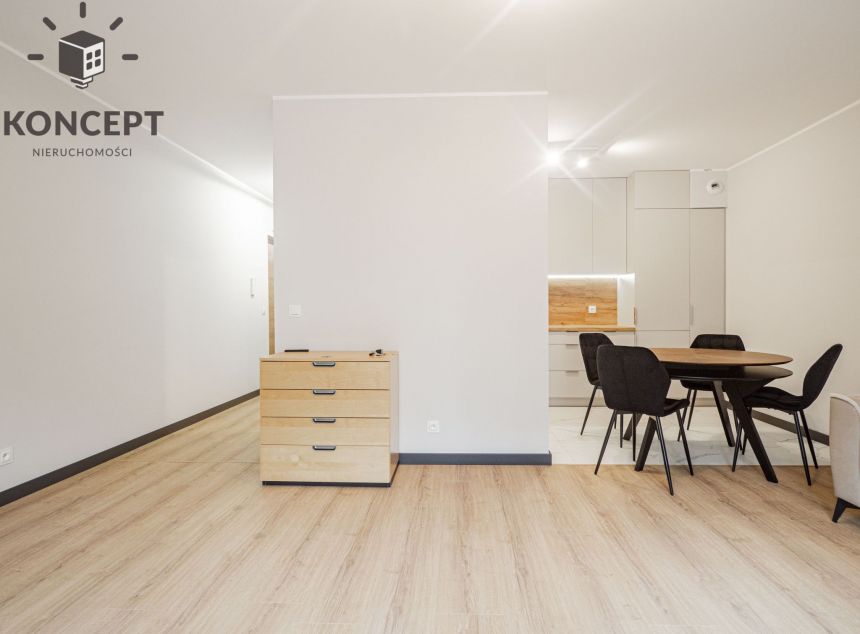 Elegancki Apartament - 3 pok. | Ogródek | Partynice miniaturka 4