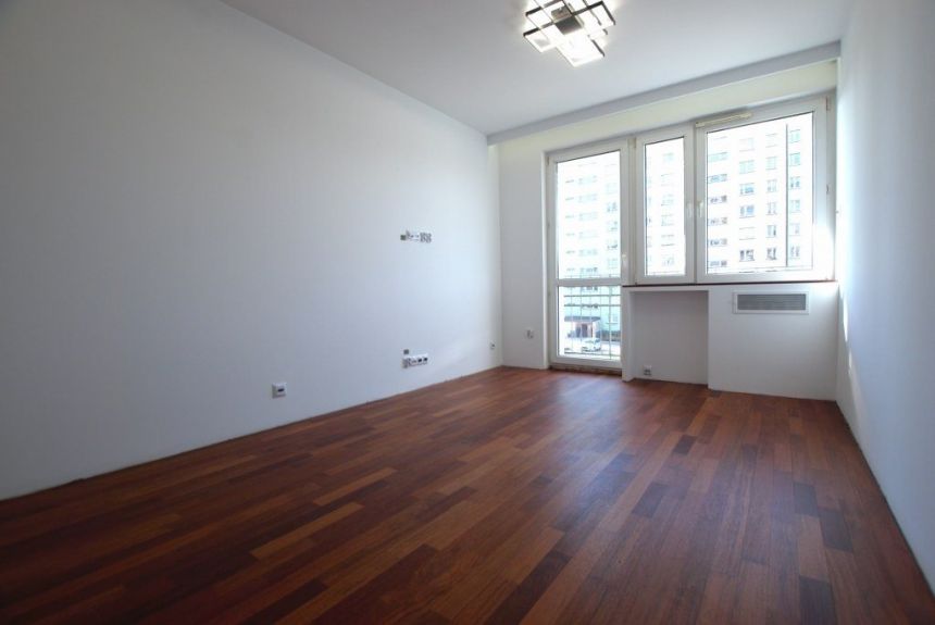 2 pokoje, balkon, winda, po remoncie, BRAK GAZU miniaturka 2