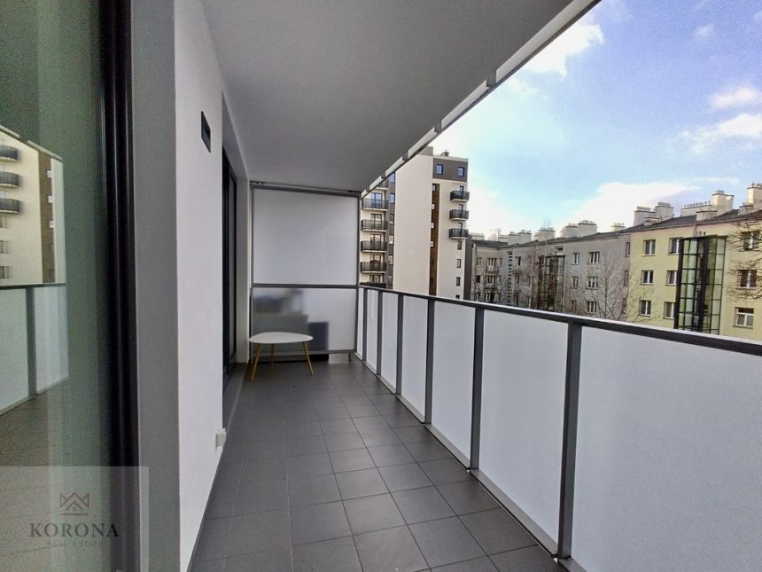 2 pokojowe mieszkanie w apartamentowcu Muranów miniaturka 4