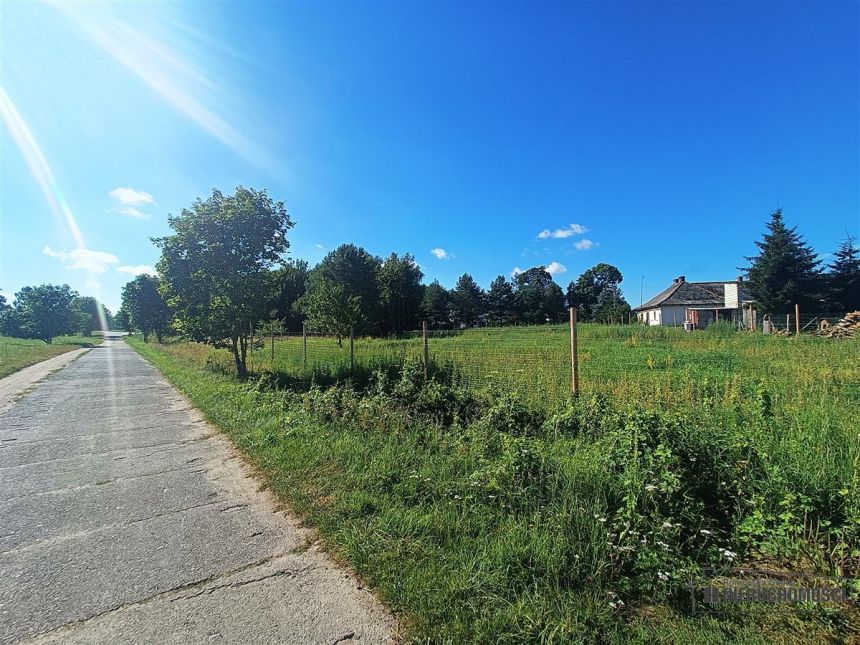 Działka budowlana nad jeziorem. Db. dojazd i plaża miniaturka 9