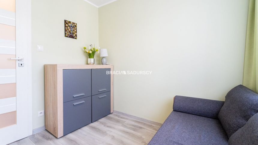3 pok Os.Piastów 56,4 m Po generalnym remoncie miniaturka 8