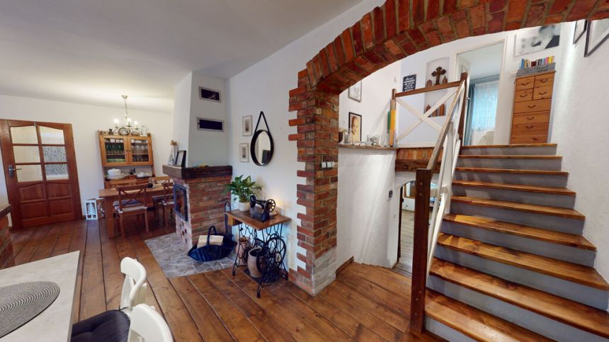 Przestronne mieszkanie 150 m², możliwość podziału miniaturka 8