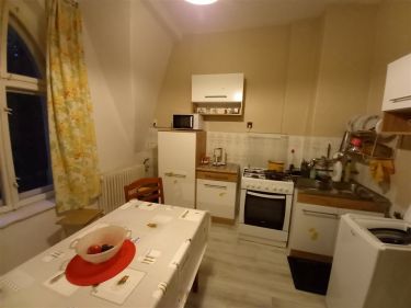 Z możliwością podziału na dwa mieszkania-Nowa cena