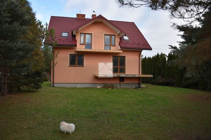 Dom w Trepczy z domkiem letniskowym miniaturka 1