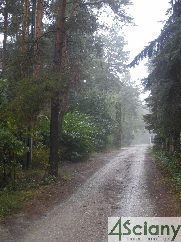 PRZEPIEKNA DZIAŁKA WŚRÓD REZYDENCJI, WIŚNIOWA GÓRA miniaturka 5