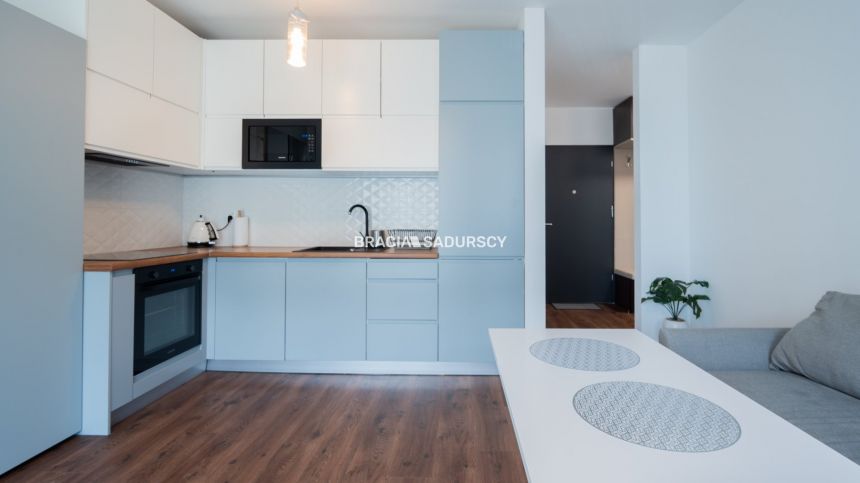 Komfortowe mieszkanie 2-pok. 41 m2, Dywizjonu 303 miniaturka 7