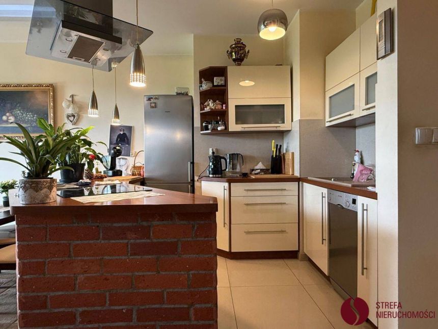 Funkcjonalny, 3-pokojowy, garaż i ogród miniaturka 8