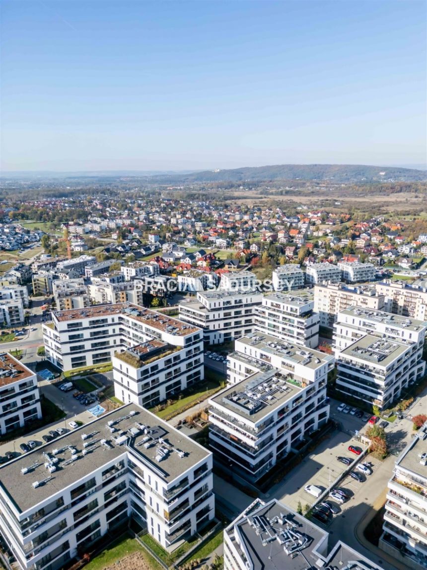 Komfortowe mieszkanie z dużym tarasem, tramwaj miniaturka 24
