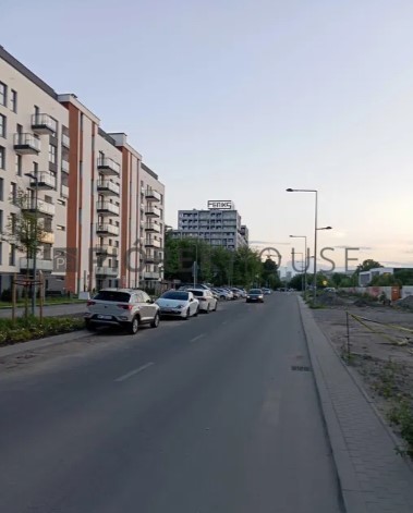 Kawalerka z ogródkiem na Pradze-Południe miniaturka 3