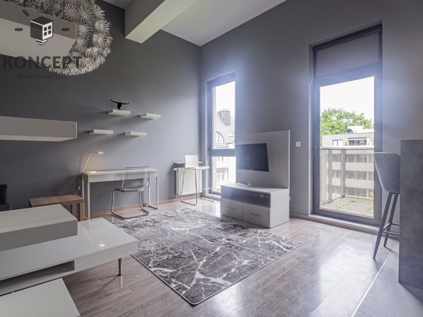 Kawalerka z antresolą | Balkon | Ogród Botaniczny miniaturka 9